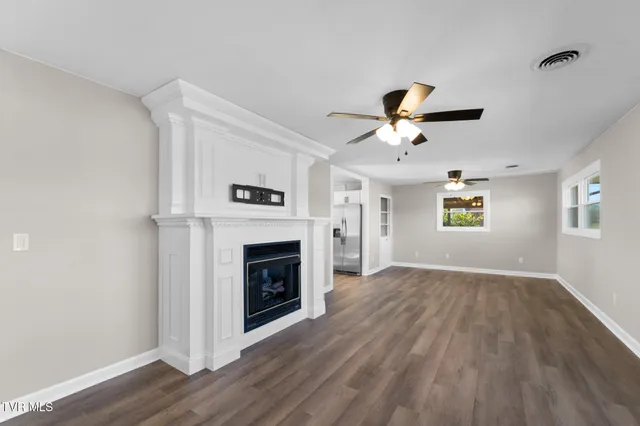 $369,000 | 105 South Monte Vista Drive, Glade Spring, VA 24340