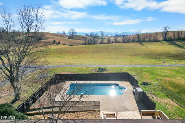 $369,000 | 105 South Monte Vista Drive, Glade Spring, VA 24340