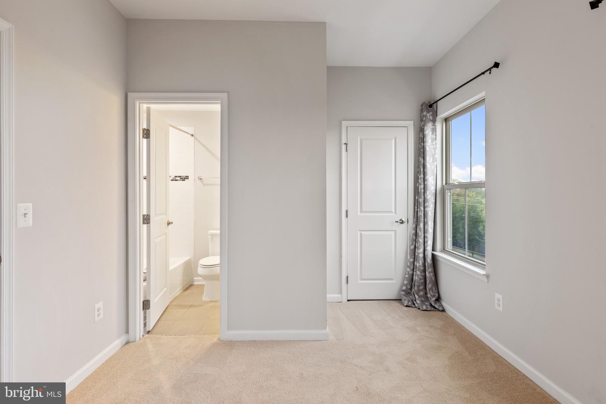 43771 Stubble Cor Square Ashburn, VA 20147 - Photo 22 of 62