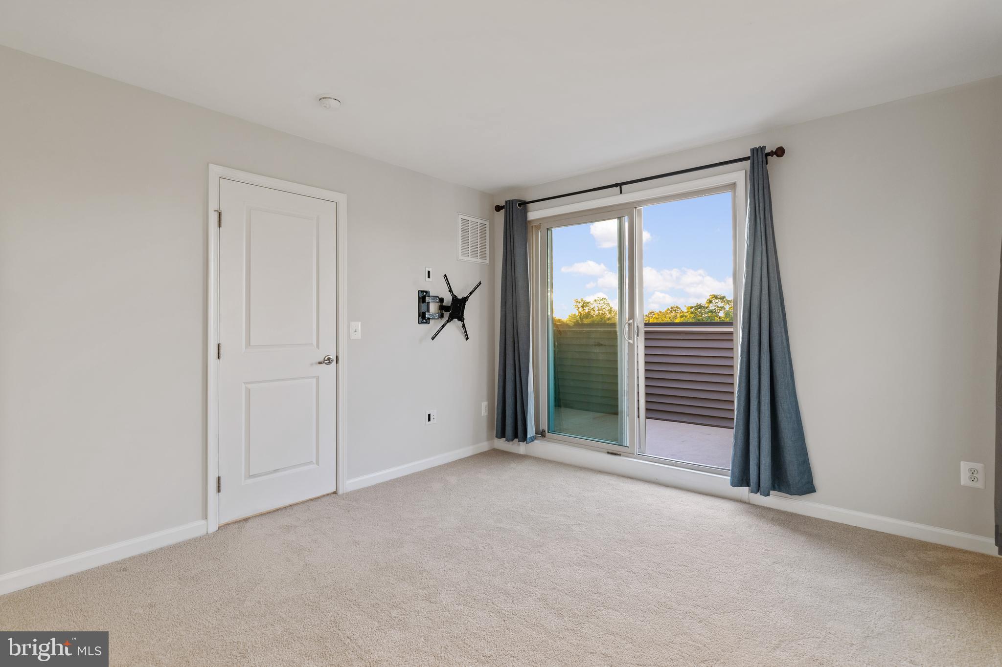 43771 Stubble Cor Square Ashburn, VA 20147 - Photo 28 of 62