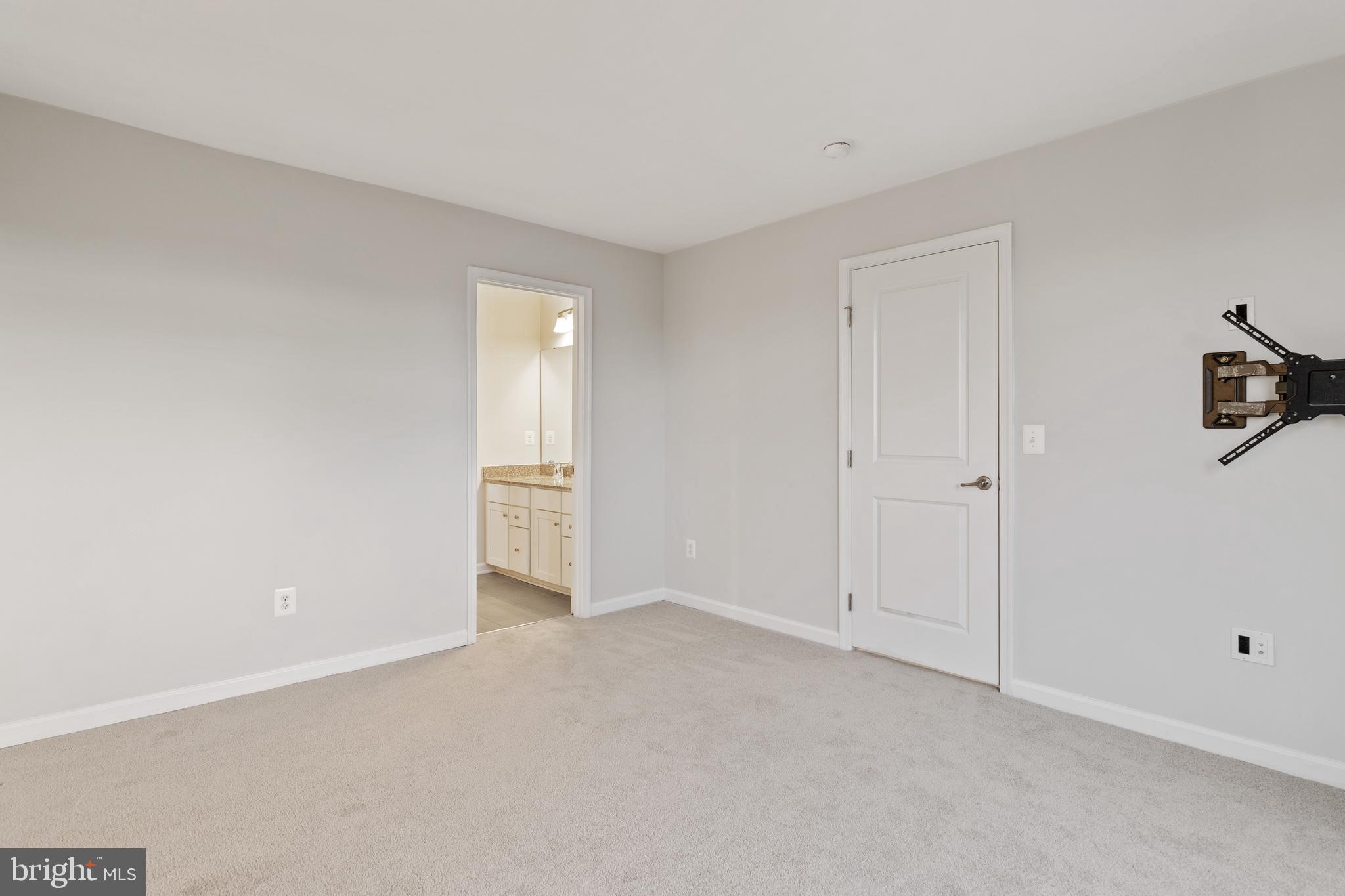 43771 Stubble Cor Square Ashburn, VA 20147 - Photo 29 of 62