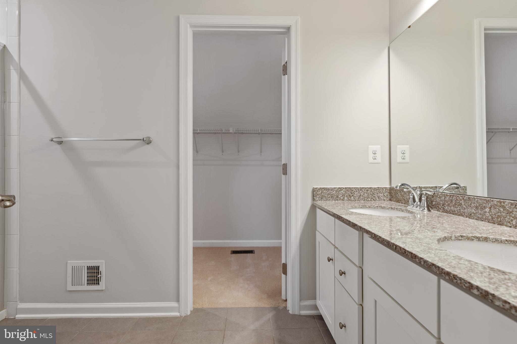 43771 Stubble Cor Square Ashburn, VA 20147 - Photo 30 of 62