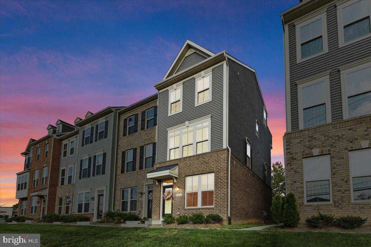 43771 Stubble Cor Square Ashburn, VA 20147 - Photo 3 of 62