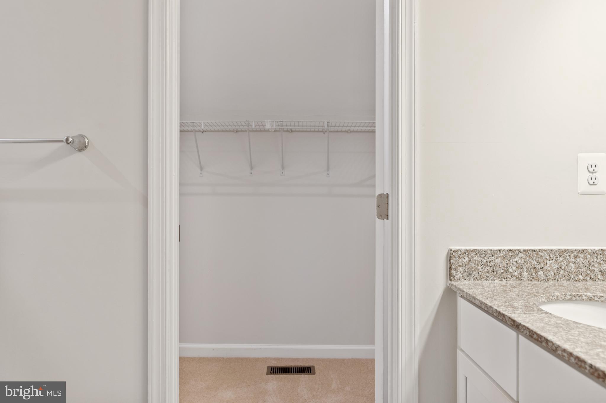 43771 Stubble Cor Square Ashburn, VA 20147 - Photo 43 of 62