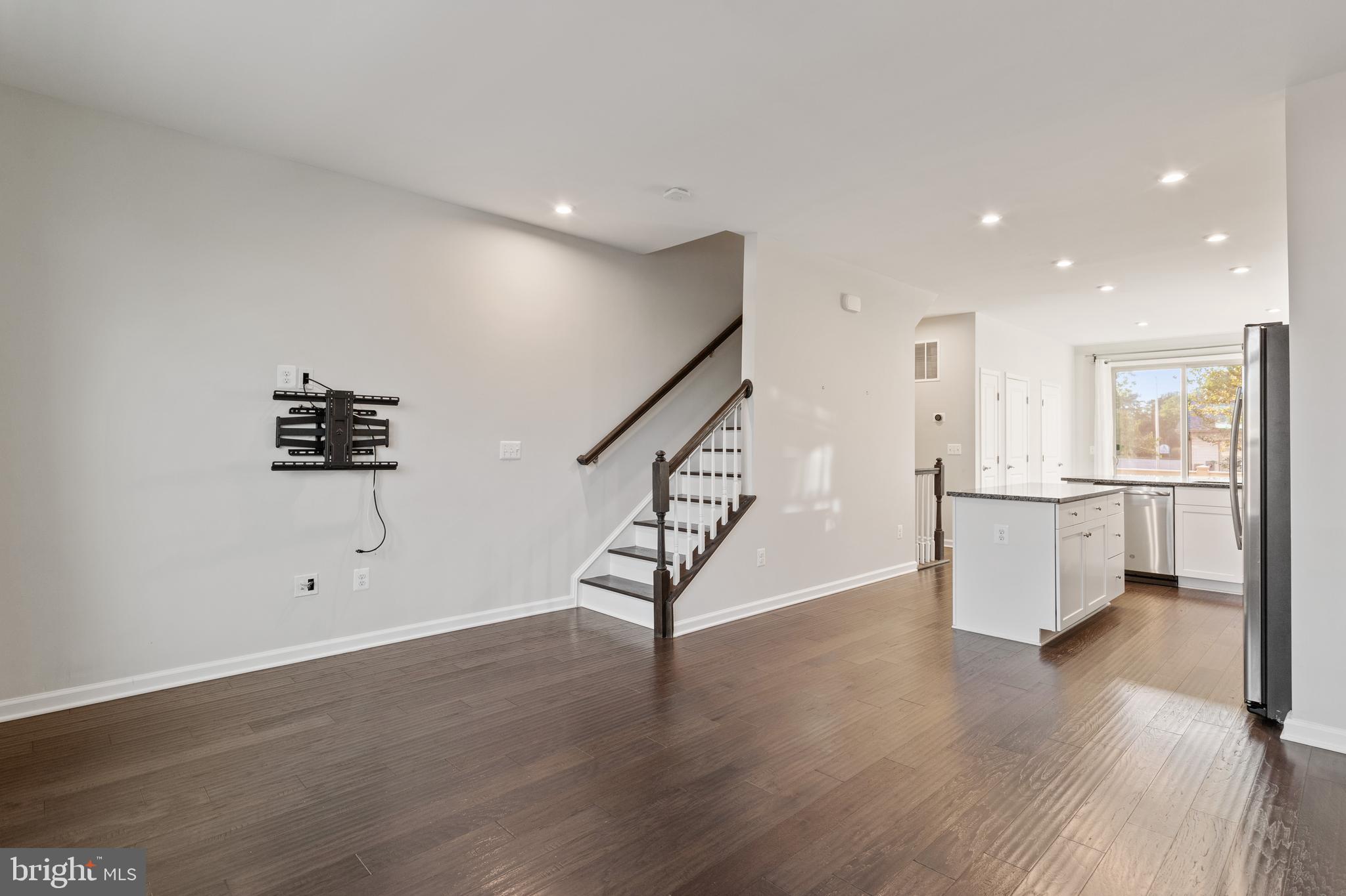 43771 Stubble Cor Square Ashburn, VA 20147 - Photo 10 of 62