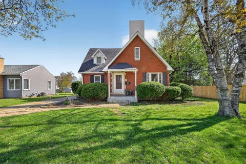 $340,000 | 1114 Sherman Avenue, Janesville, WI 53545
