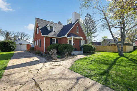 $340,000 | 1114 Sherman Avenue, Janesville, WI 53545