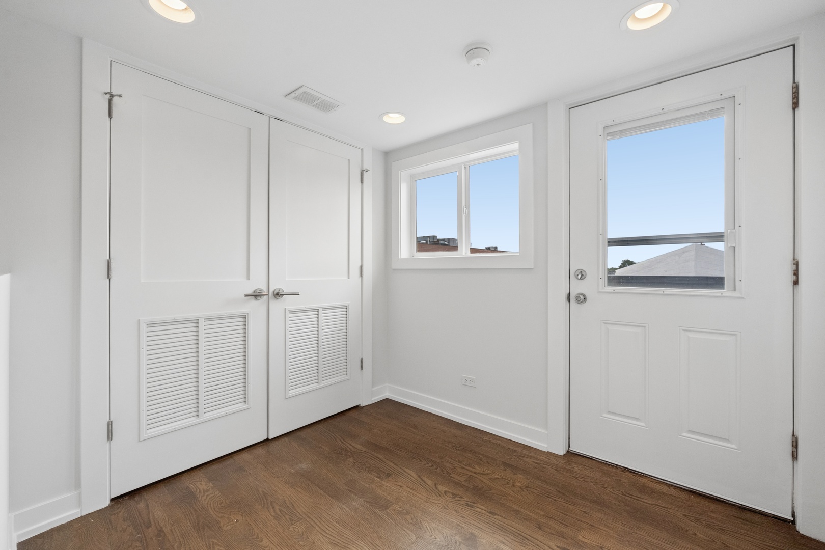 2733 West Hirsch Street, Unit 3W Chicago, IL 60622 - Photo 11 of 15