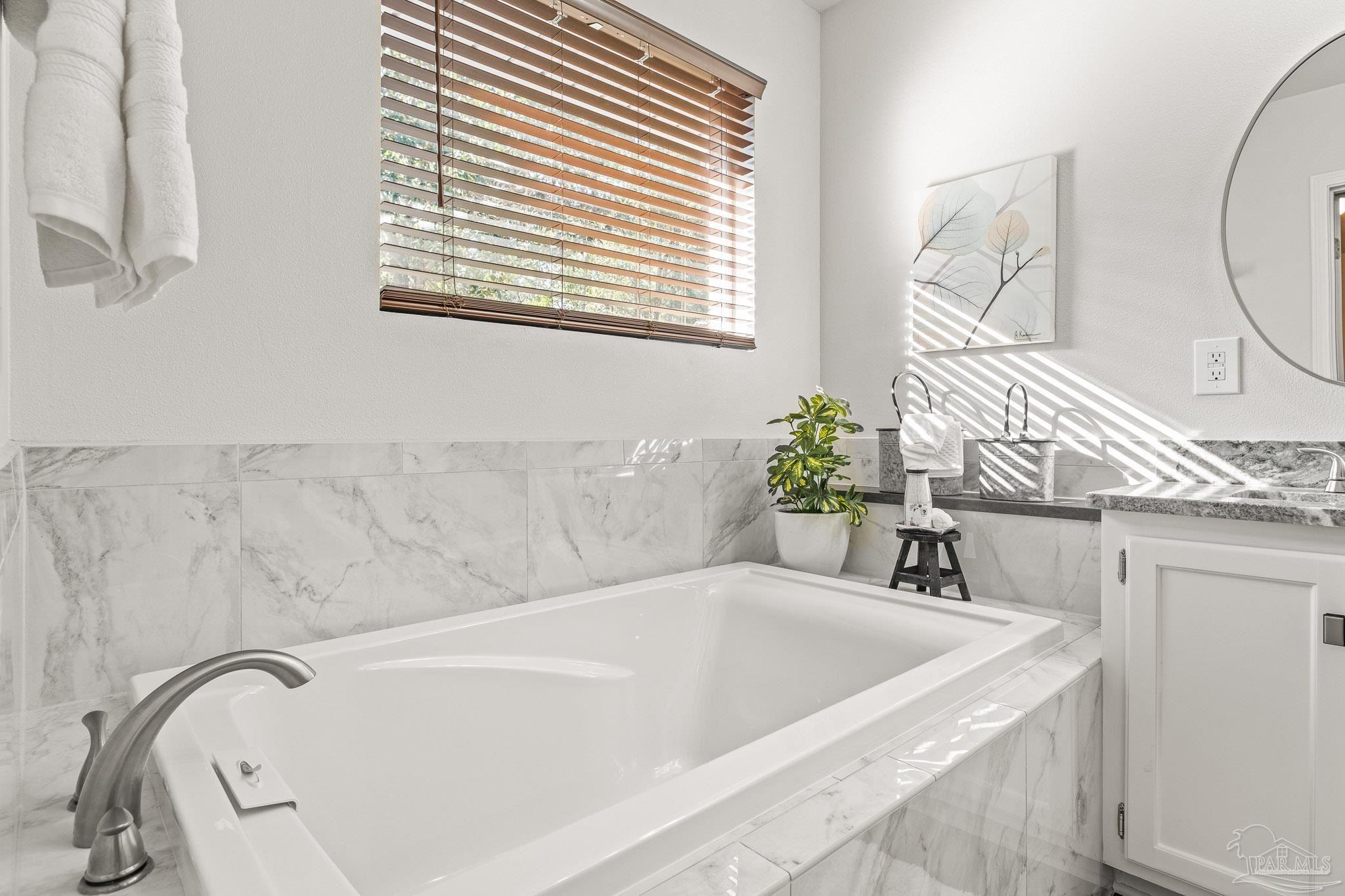 5340 Rowe Trail Pace, FL 32571 - Photo 33 of 45