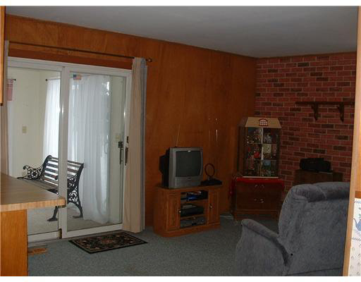 4927 York Road South Bend, IN 46614 - Photo 6 of 16 Gallery Image 6