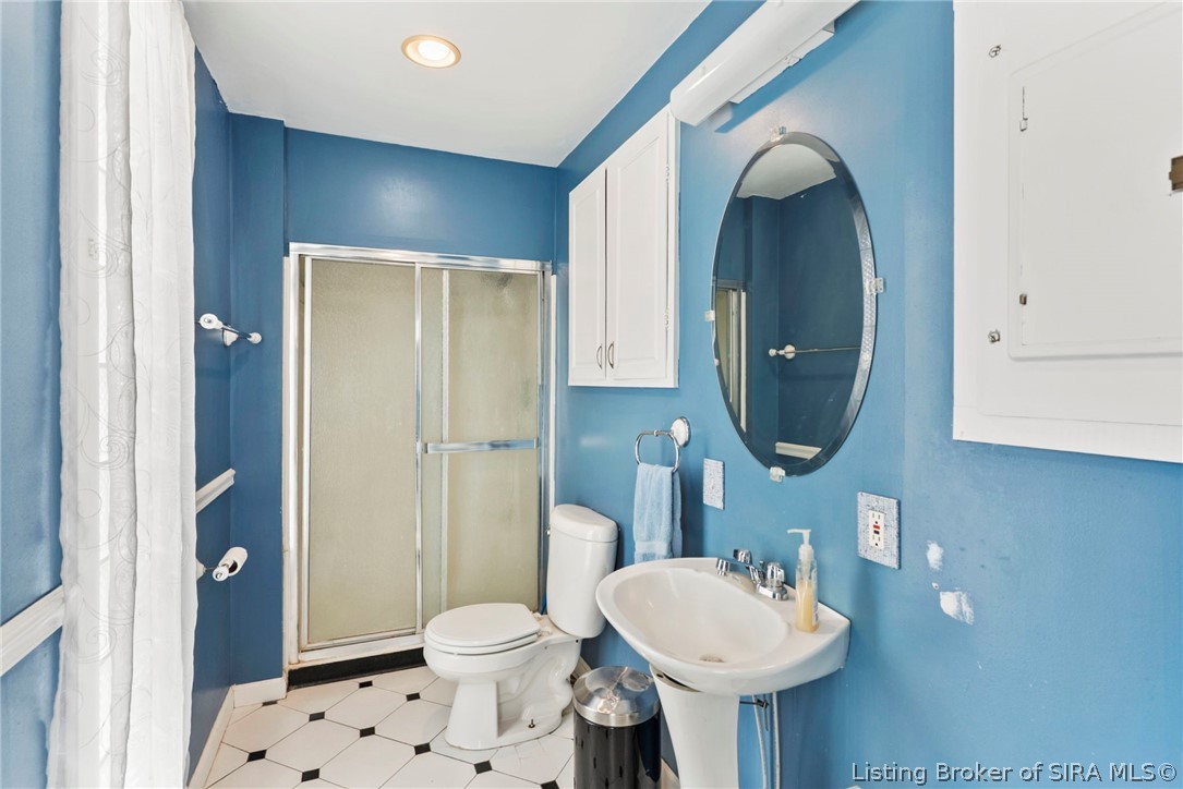 115 Walnut Street Madison, IN 47250 - Photo 7 of 26