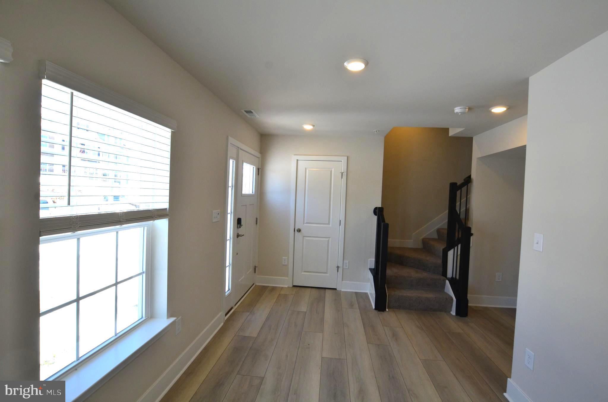 7605 River Reach Road Baltimore, MD 21244 - Photo 11 of 24