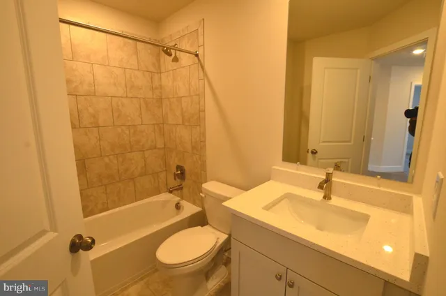 $3,000 | 7605 River Reach Road, Baltimore, MD 21244