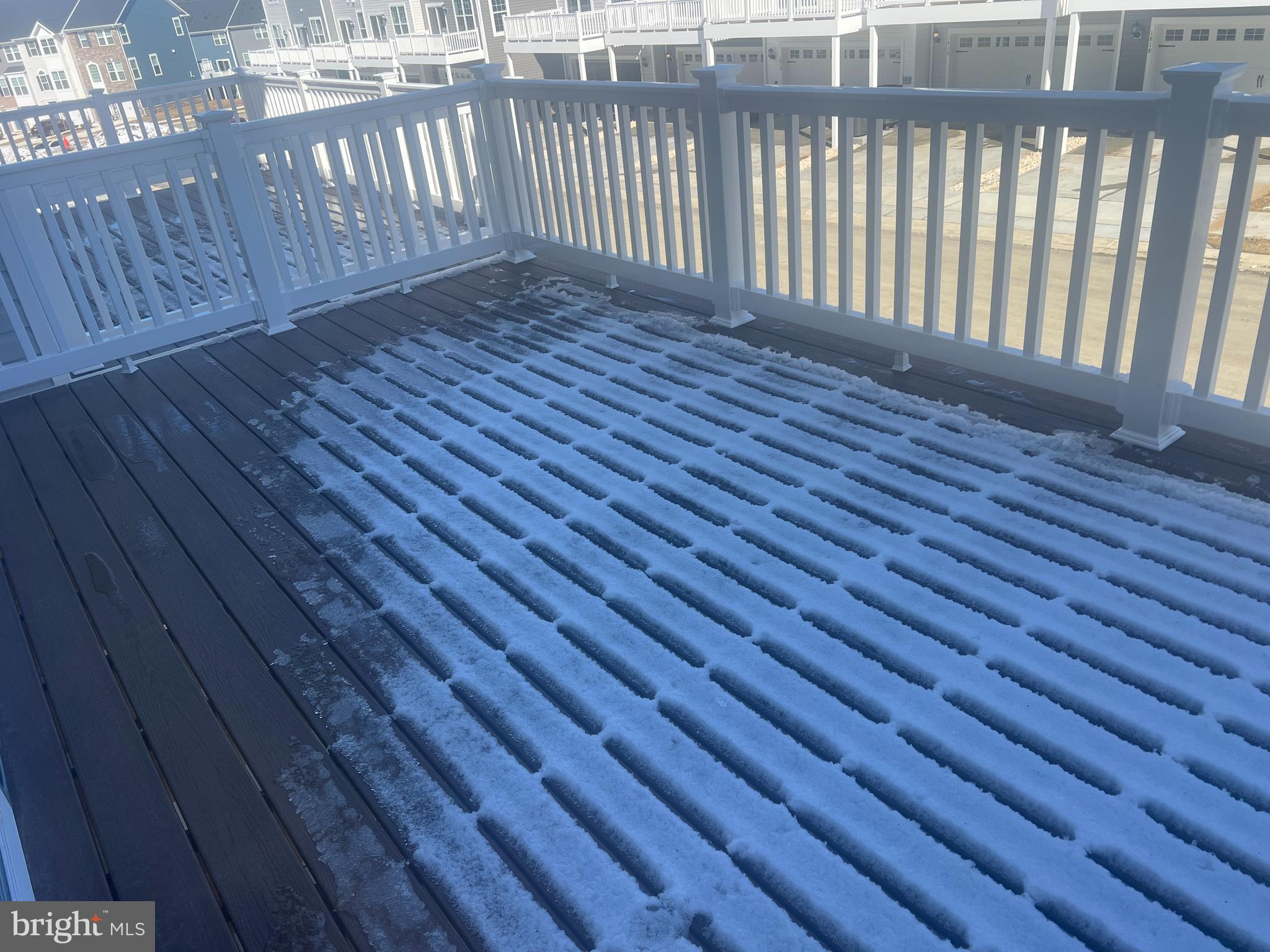 7605 River Reach Road Baltimore, MD 21244 - Photo 26 of 29 a view of wooden balcony