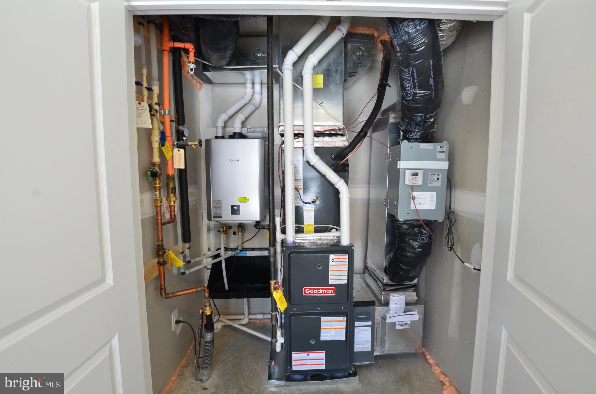 7605 River Reach Road Baltimore, MD 21244 - Photo 27 of 29 a view of storage and utility room