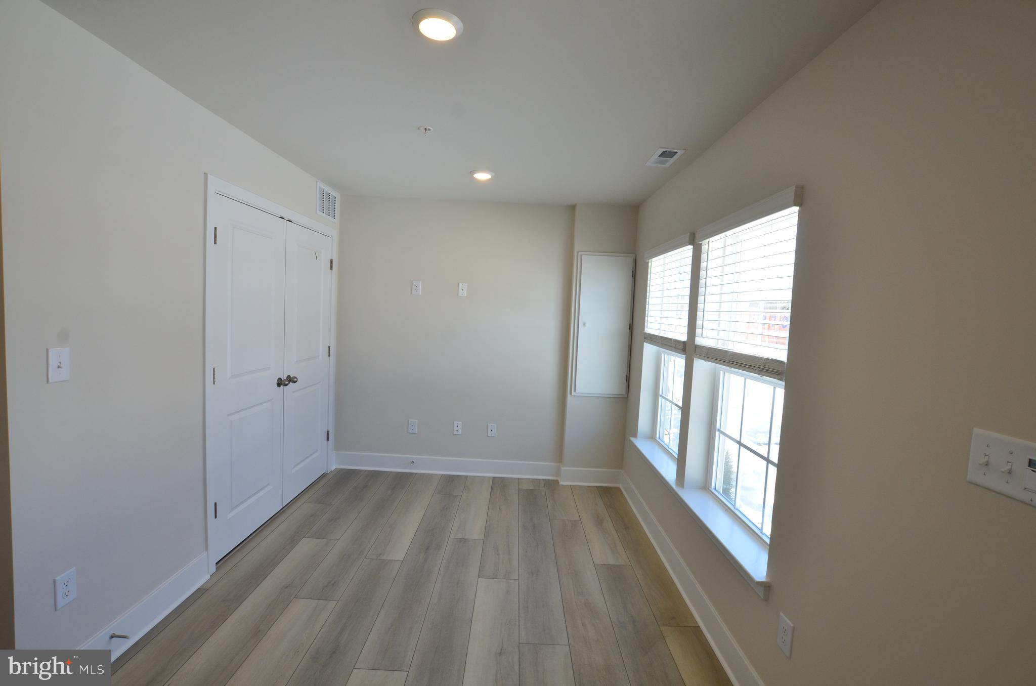 7605 River Reach Road Baltimore, MD 21244 - Photo 7 of 24