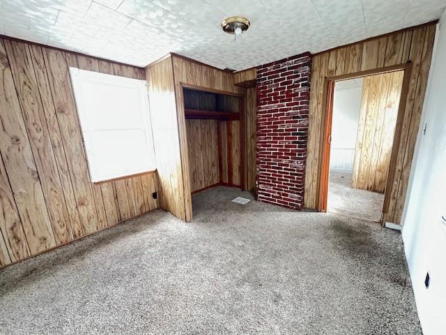 22 West Coffee Street Uniontown, PA 15401 - Photo 6 of 8 an empty room with windows