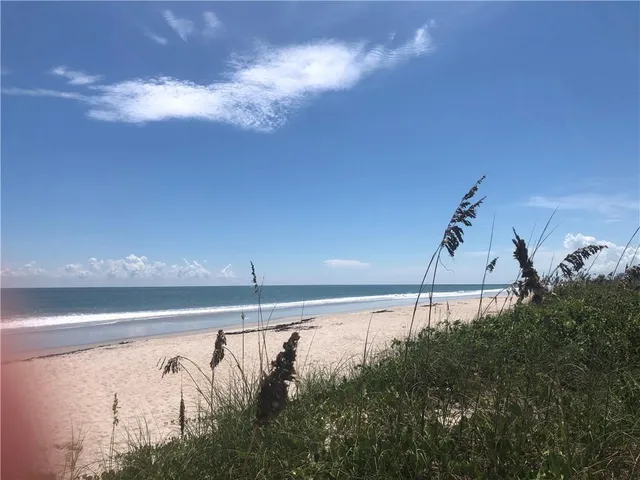 $1,900 | 2805 North Hwy A1A, Unit F, Fort Pierce, FL 34949