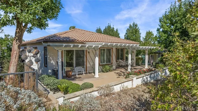 $739,000 | 9299 Robinson Lane, Corona, CA 92883