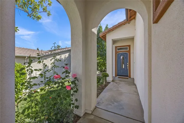 $739,000 | 9299 Robinson Lane, Corona, CA 92883