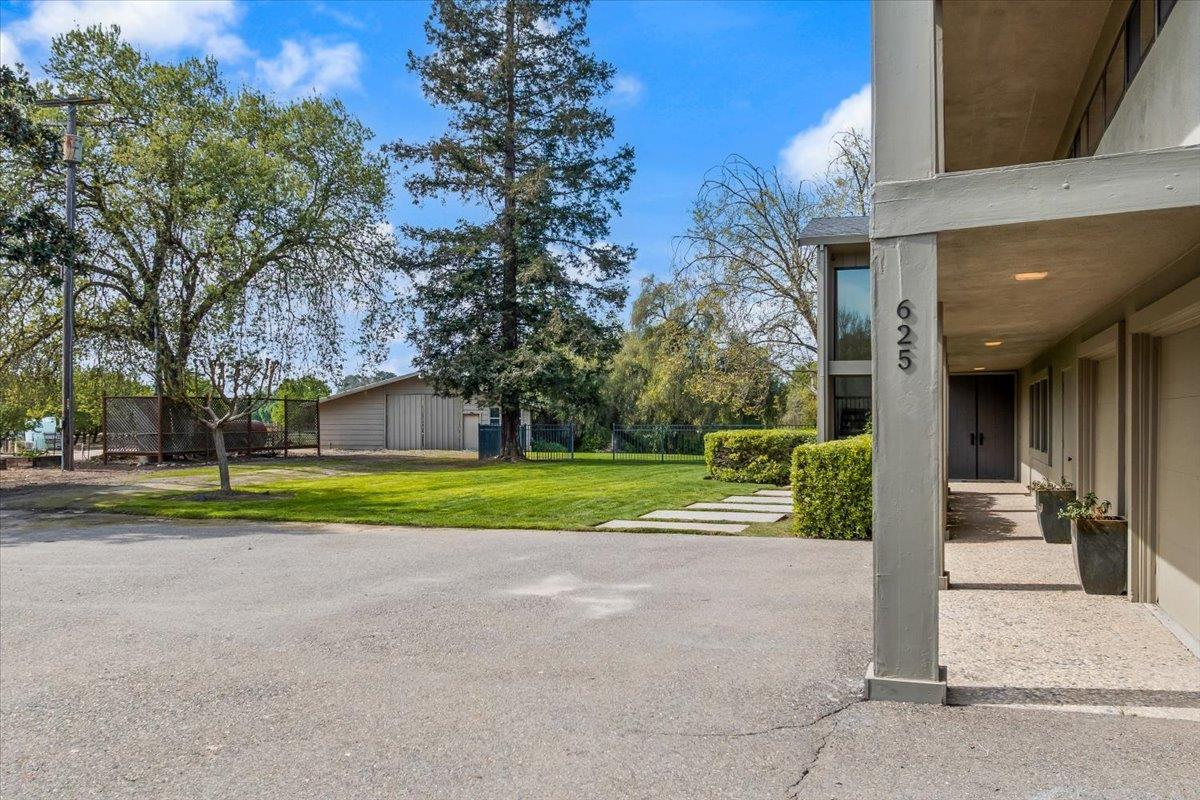 625 North Hopper Road Modesto, CA 95357 - Photo 6 of 82