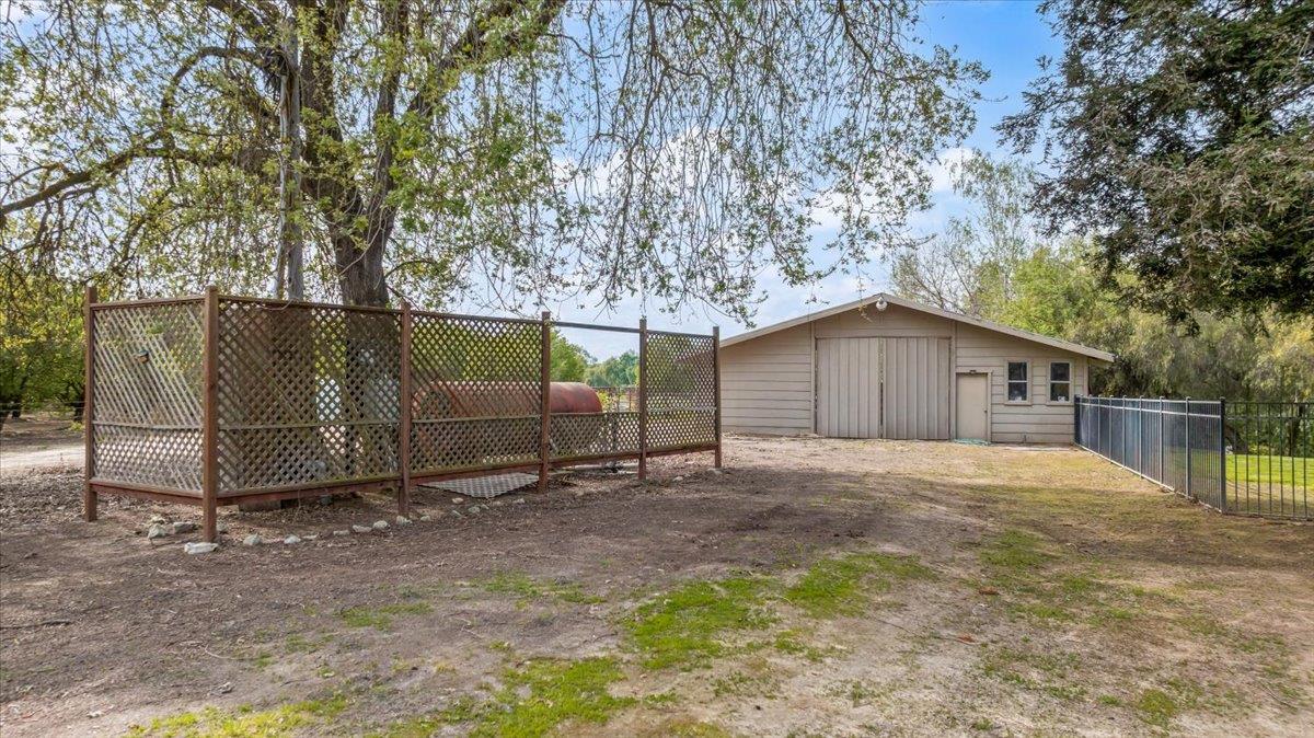 625 North Hopper Road Modesto, CA 95357 - Photo 61 of 82