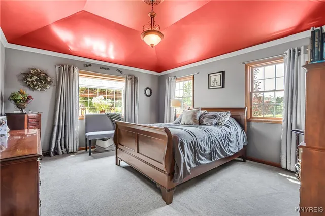 $705,000 | 13373 Day Road, Holland, NY 14080