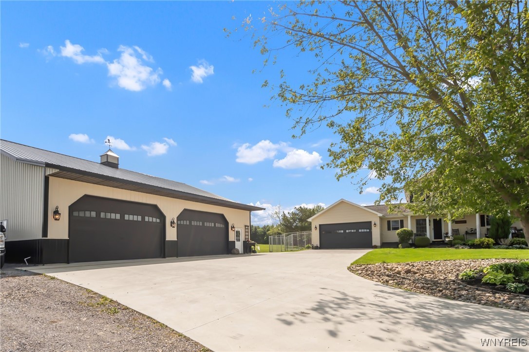 13373 Day Road Holland, NY 14080 - Photo 43 of 49