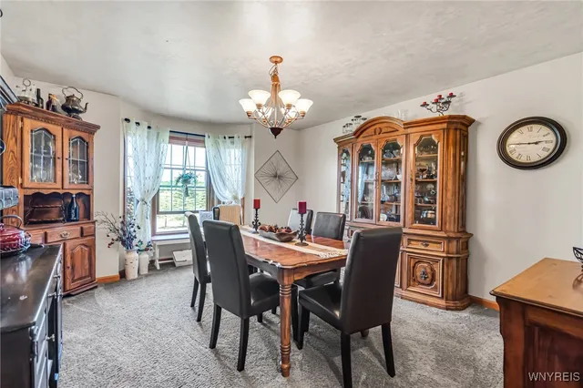 $705,000 | 13373 Day Road, Holland, NY 14080