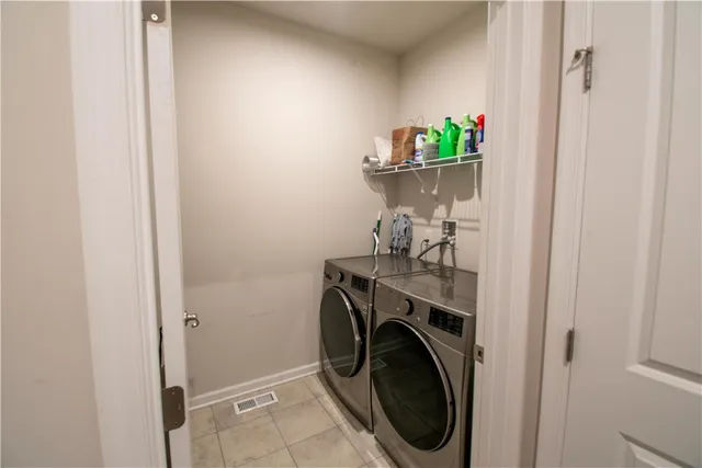 $399,900 | 57 Oneida Road, Canandaigua City, NY 14424