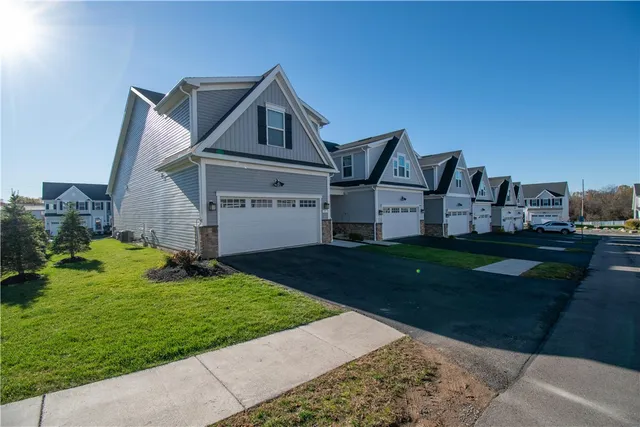 $399,900 | 57 Oneida Road, Canandaigua City, NY 14424