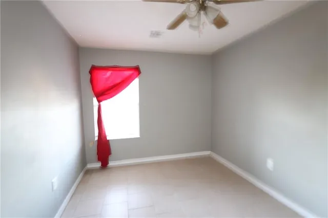 $98,800 | 2008 Estalote Avenue, Harvey, LA 70058