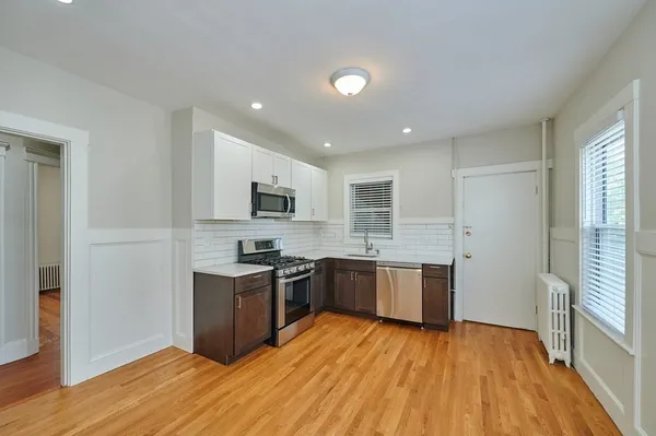 $2,850 | 1873 Hyde Park Avenue, Unit 2, Boston, MA 02136