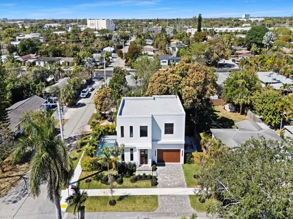 $2,000,000 | 1401 Northeast 16th Avenue, Fort Lauderdale, FL 33304