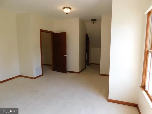 $3,900 | 13886 Berlin Turnpike, Unit A, Lovettsville, VA 20180