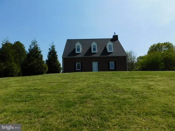 $3,900 | 13886 Berlin Turnpike, Unit A, Lovettsville, VA 20180