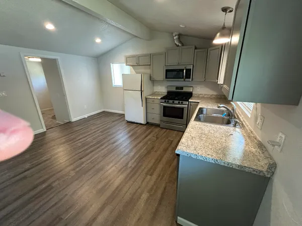 $199,000 | 2339 North Drive, Redding, CA 96001