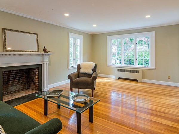 47 Kingswood Road Newton, MA 02466 - Photo 3 of 30