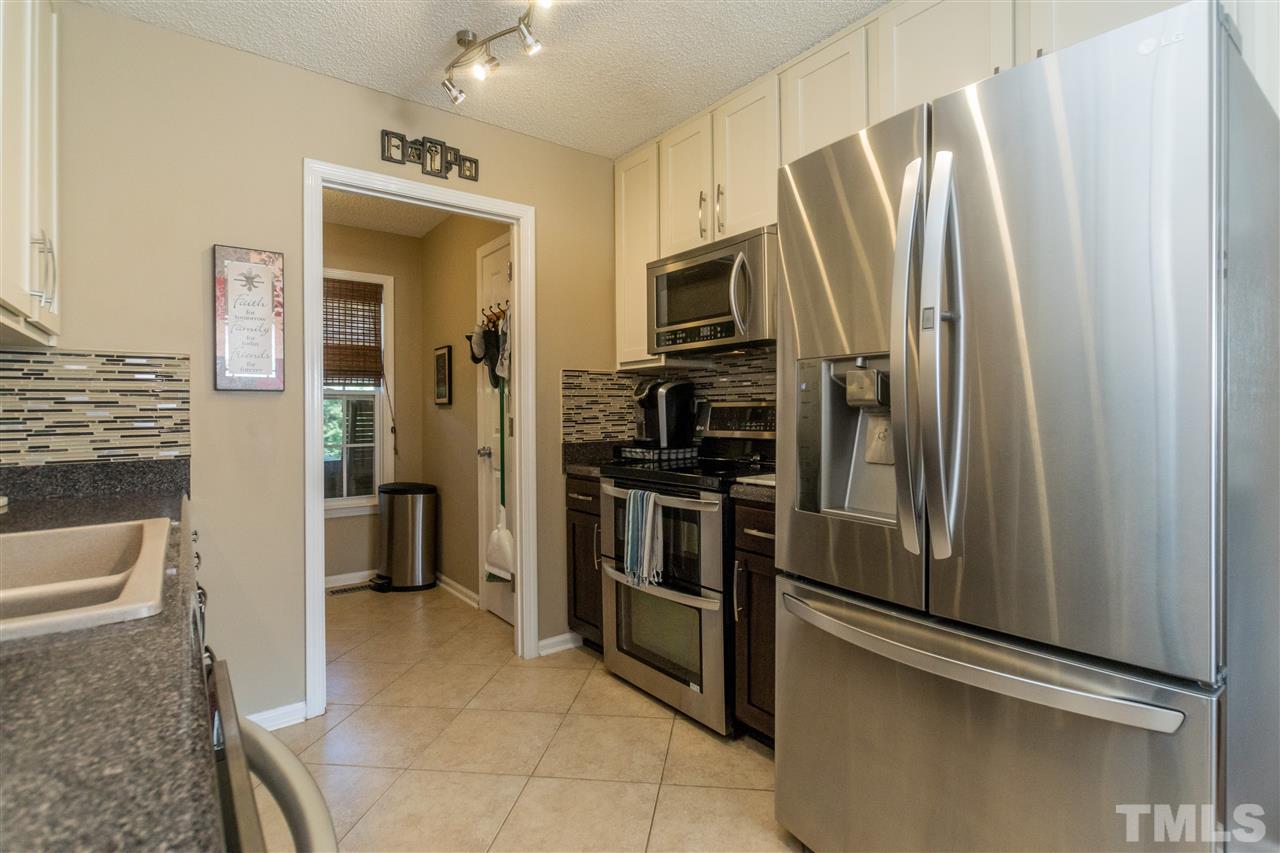 3628 Ballot Road Clayton, NC 27520 - Photo 9 of 26 Gallery Image 9