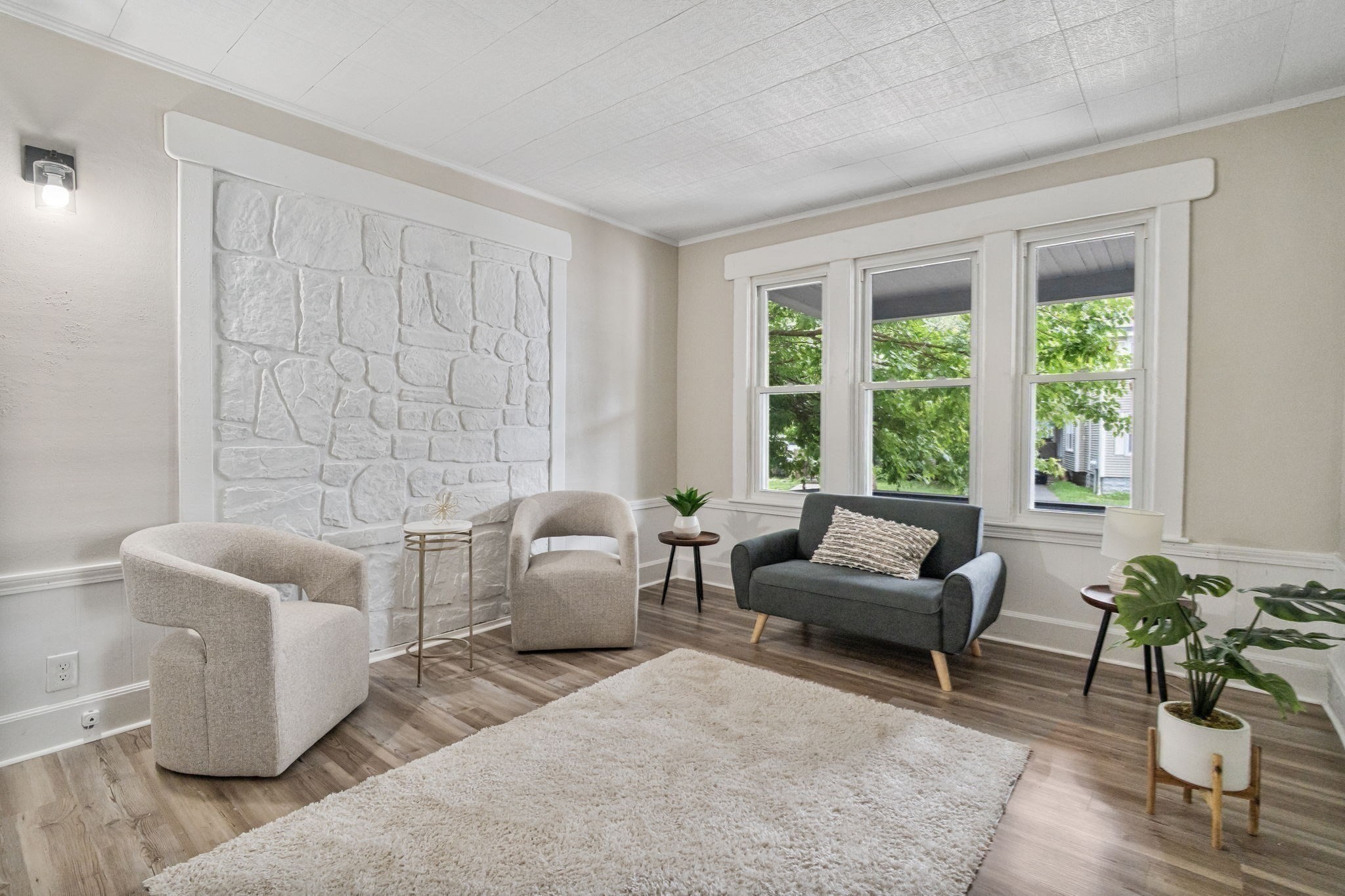 615 White Street Springfield, MA 01108 - Photo 16 of 42 Gallery Image 16