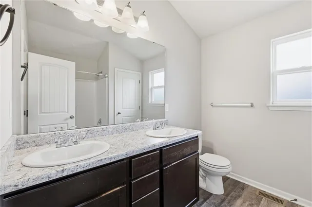 $354,900 | 747 South Cherry Street, Gardner, KS 66030