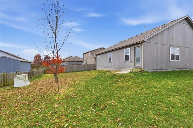 $354,900 | 747 South Cherry Street, Gardner, KS 66030