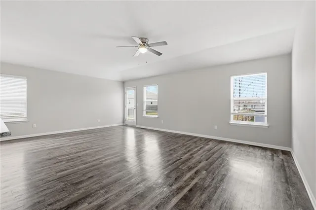 $354,900 | 747 South Cherry Street, Gardner, KS 66030