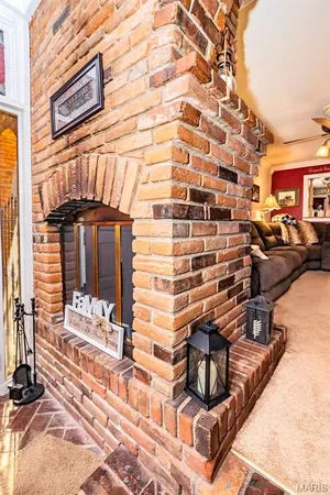 $255,000 | 209 Virginia Avenue, Crystal City, MO 63019