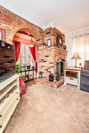 $255,000 | 209 Virginia Avenue, Crystal City, MO 63019