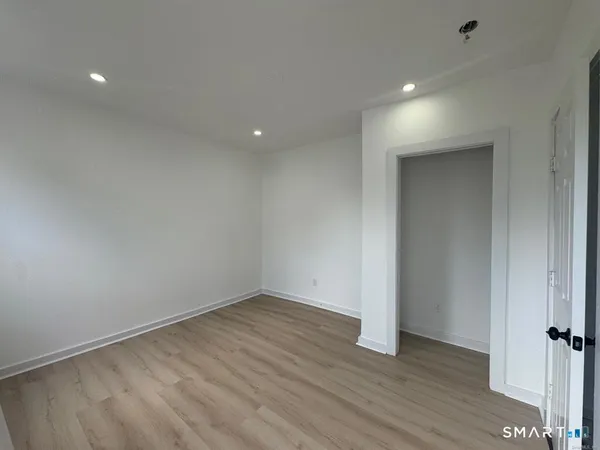 $1,750 | 142 Cowles Street, Bridgeport, CT 06607