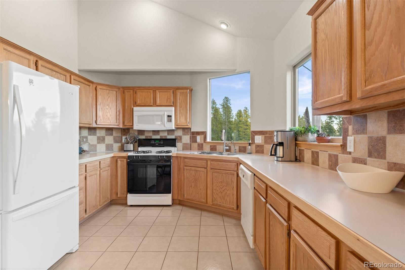 100 Apache Road Evergreen, CO 80439 - Photo 10 of 49