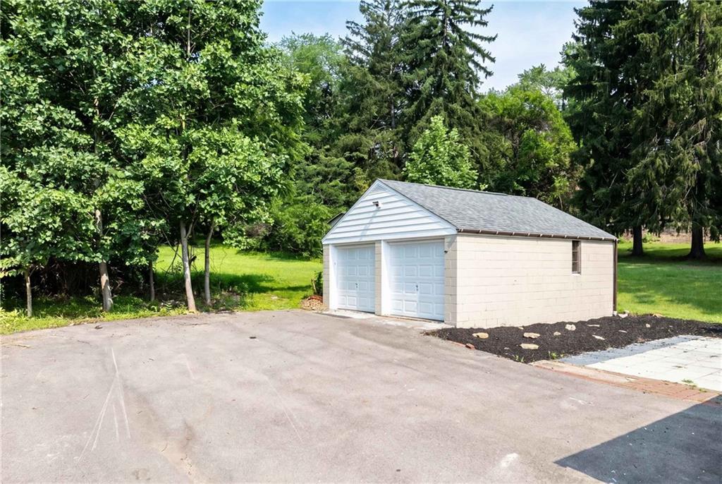 9775 Grosick Road Pittsburgh, PA 15237 - Photo 26 of 37 Gallery Image 26