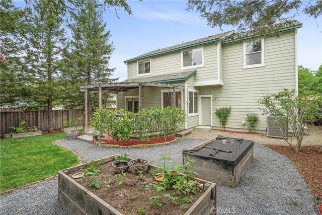 $4,100 | 1691 Arbor Way, Healdsburg, CA 95448