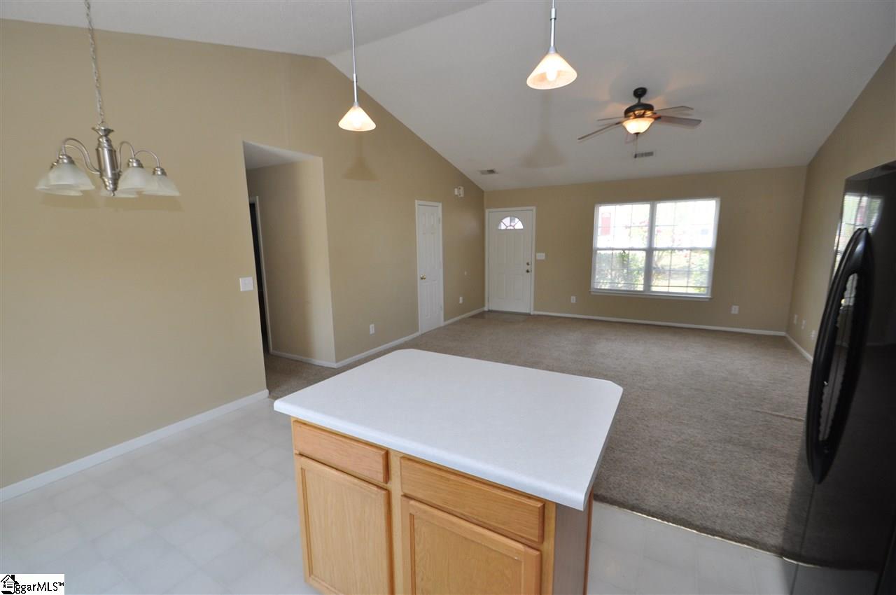 2002 Small Meadows Court Fountain Inn, SC 29644 - Photo 13 of 25 Gallery Image 13